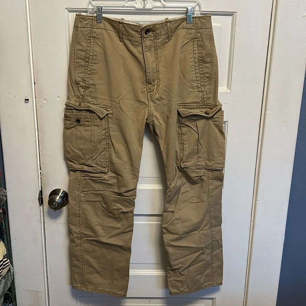 Levi’s cargo